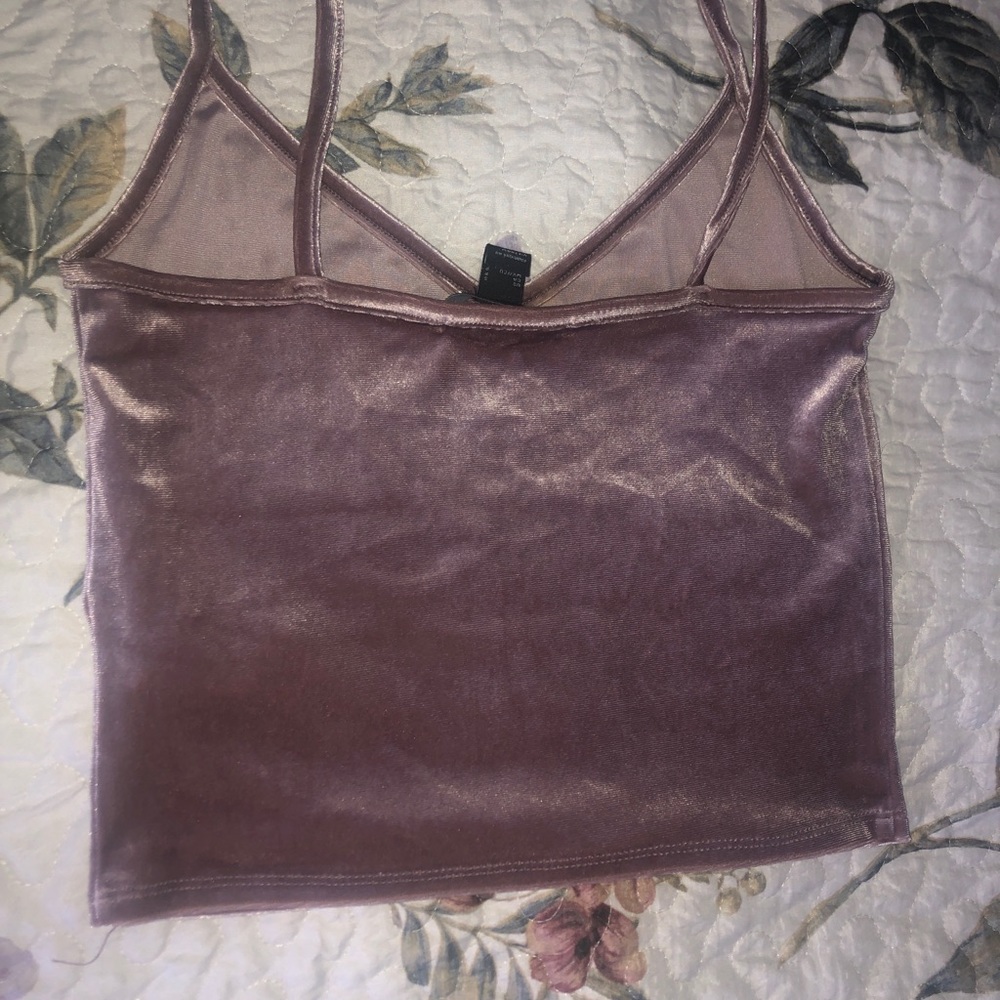 Crop top - Picture 2 of 3
